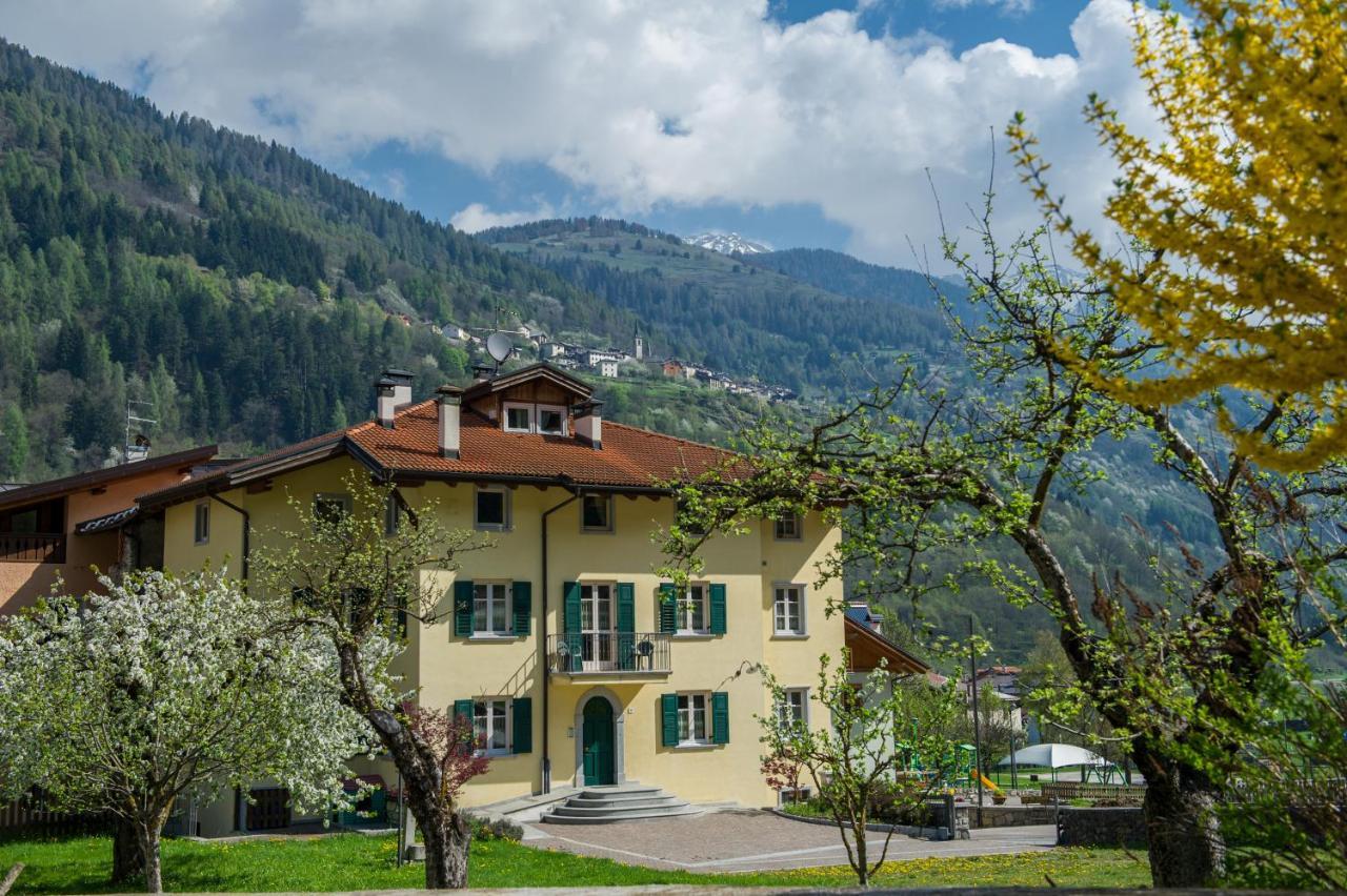 Casa Tomaselli Aparthotel Pellizzano Ngoại thất bức ảnh