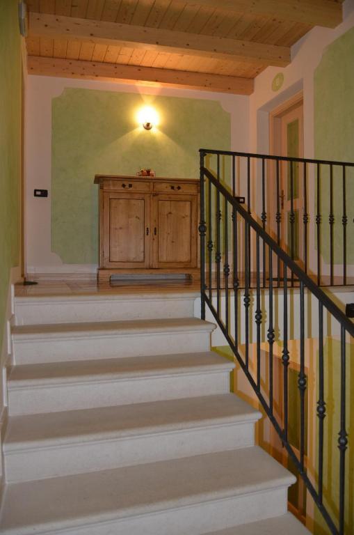 Casa Tomaselli Aparthotel Pellizzano Phòng bức ảnh