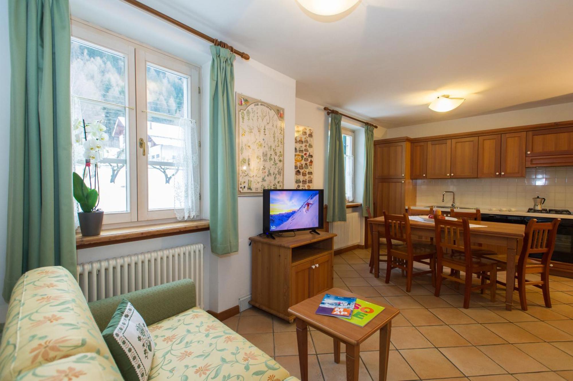 Casa Tomaselli Aparthotel Pellizzano Ngoại thất bức ảnh