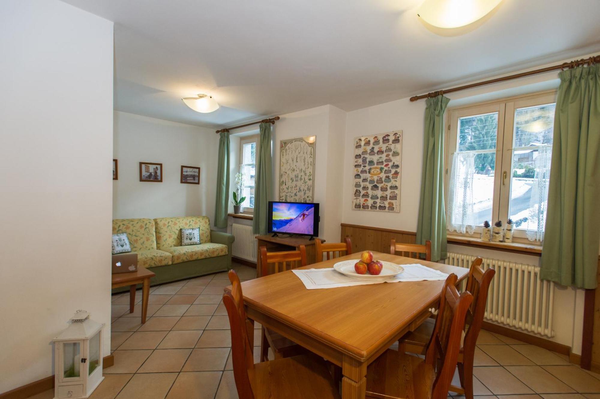 Casa Tomaselli Aparthotel Pellizzano Ngoại thất bức ảnh