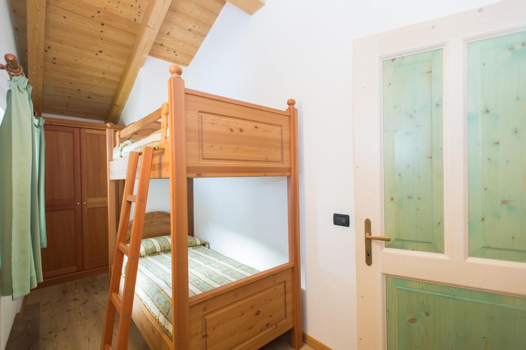 Casa Tomaselli Aparthotel Pellizzano Ngoại thất bức ảnh