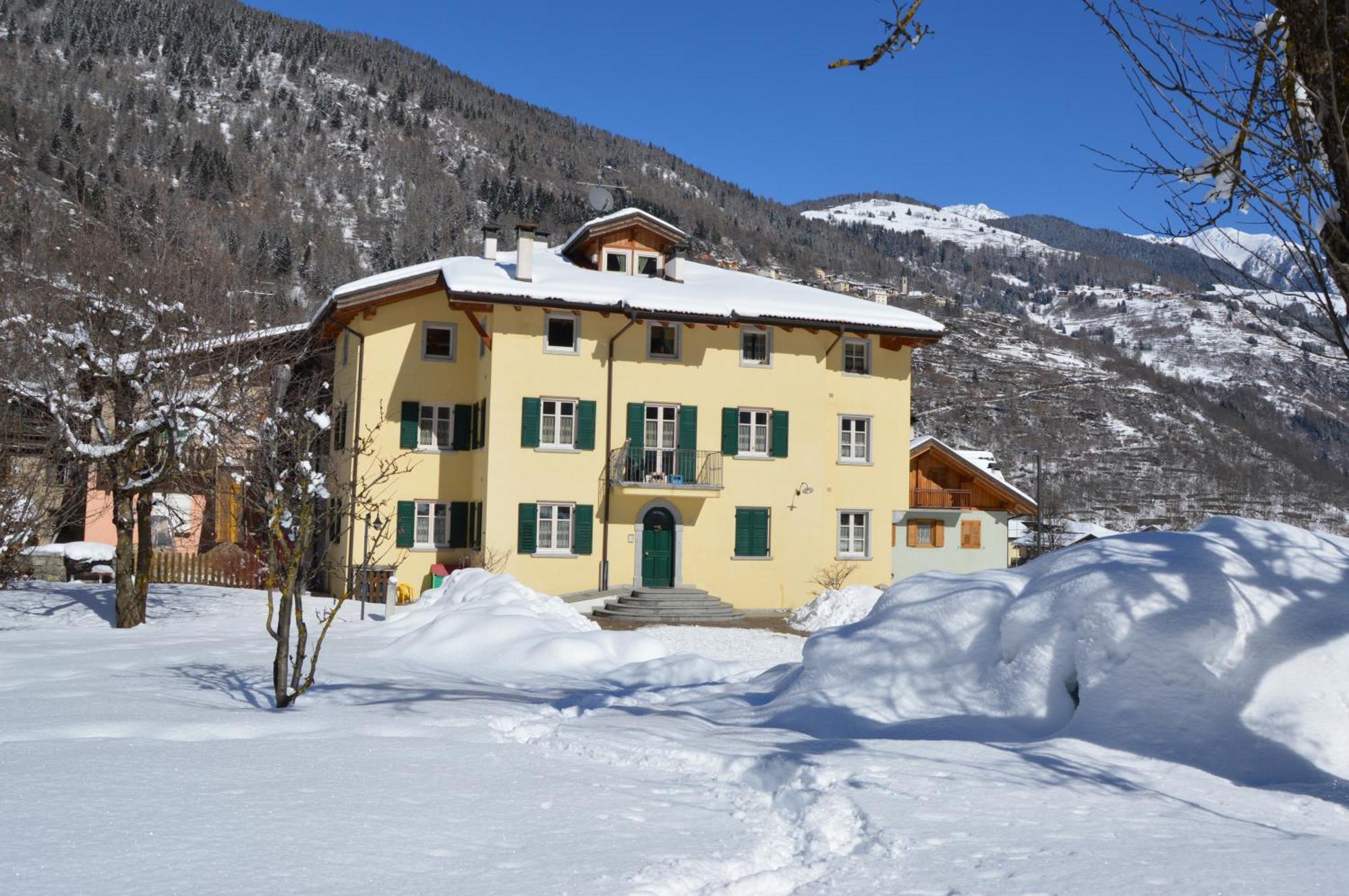 Casa Tomaselli Aparthotel Pellizzano Ngoại thất bức ảnh