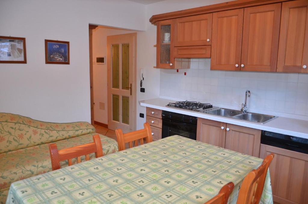 Casa Tomaselli Aparthotel Pellizzano Ngoại thất bức ảnh